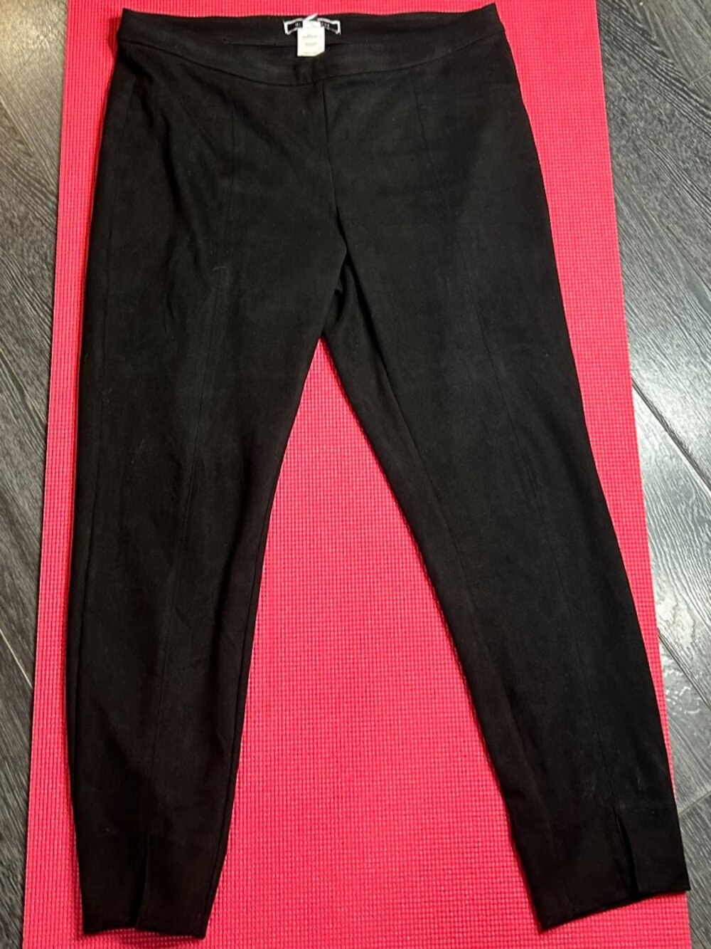 Melanie Lyne Black Suede-Look Slim Leg Pants – Size 14